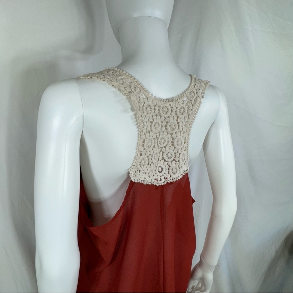 Minette Lace Racer Back Rust Color Sleeveless Blouse - Picture 4 of 5